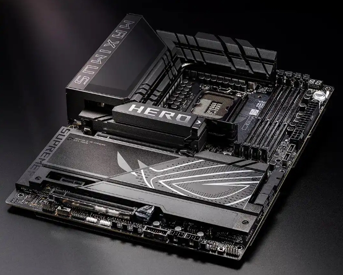 華碩 ROG 宣布率先支持 4x24GB DDR5 7000 內(nèi)存